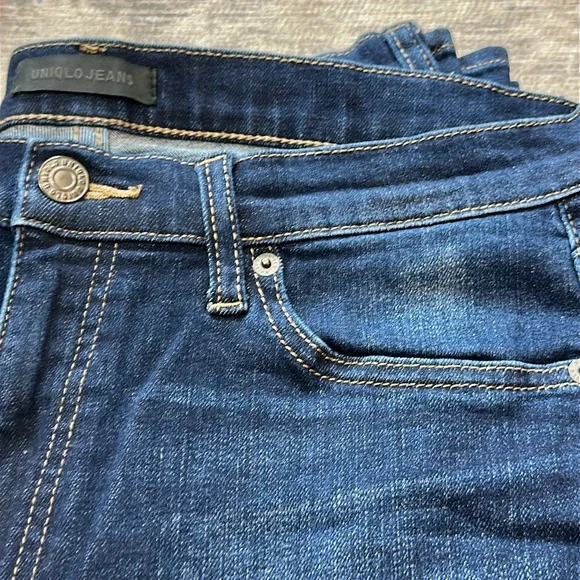 Uniqlo Dark Skinny Straight High Jeans - Picture 3 of 8